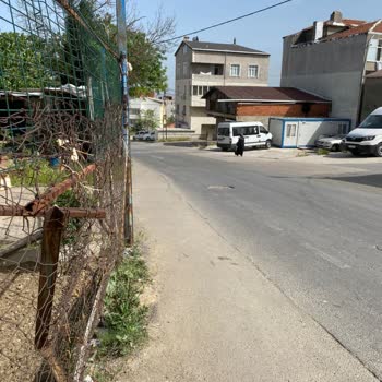 Pendik Belediyesi Sülüntepe Mevlana Caddesi Yol Bozuk