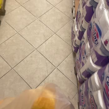 Şok Marketler Çankaya Birlik Mahallesi'ndeki Marketin Hijyen Sorunları