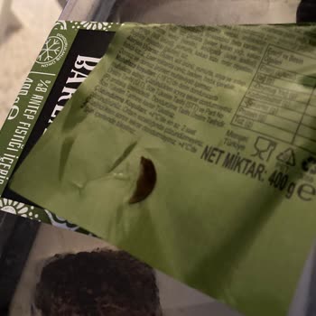 Harras Soğuk Baklava İçinden Kabuk Çıktı