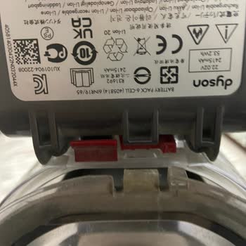 Dyson V8 Ana Gövde İçin Soru Sordum Cevap Vermedi
