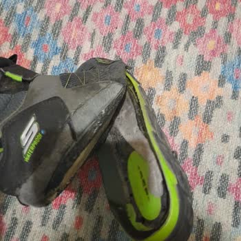 Skechers İnternetten Satın Aldığım Su Geçirmez Botun Kısa Sürede Arızalanması