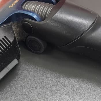 Necmi Elektronik Philips Dikey Süpürge Sağlam Gitti Deforme Geldi