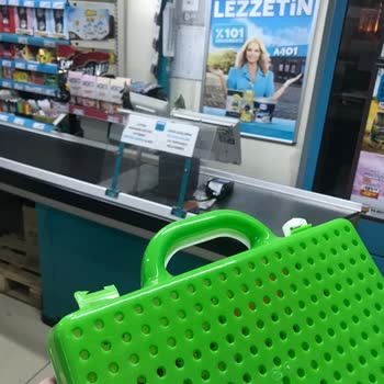 A101 Kırık Ürün Satıp İade Almıyor!