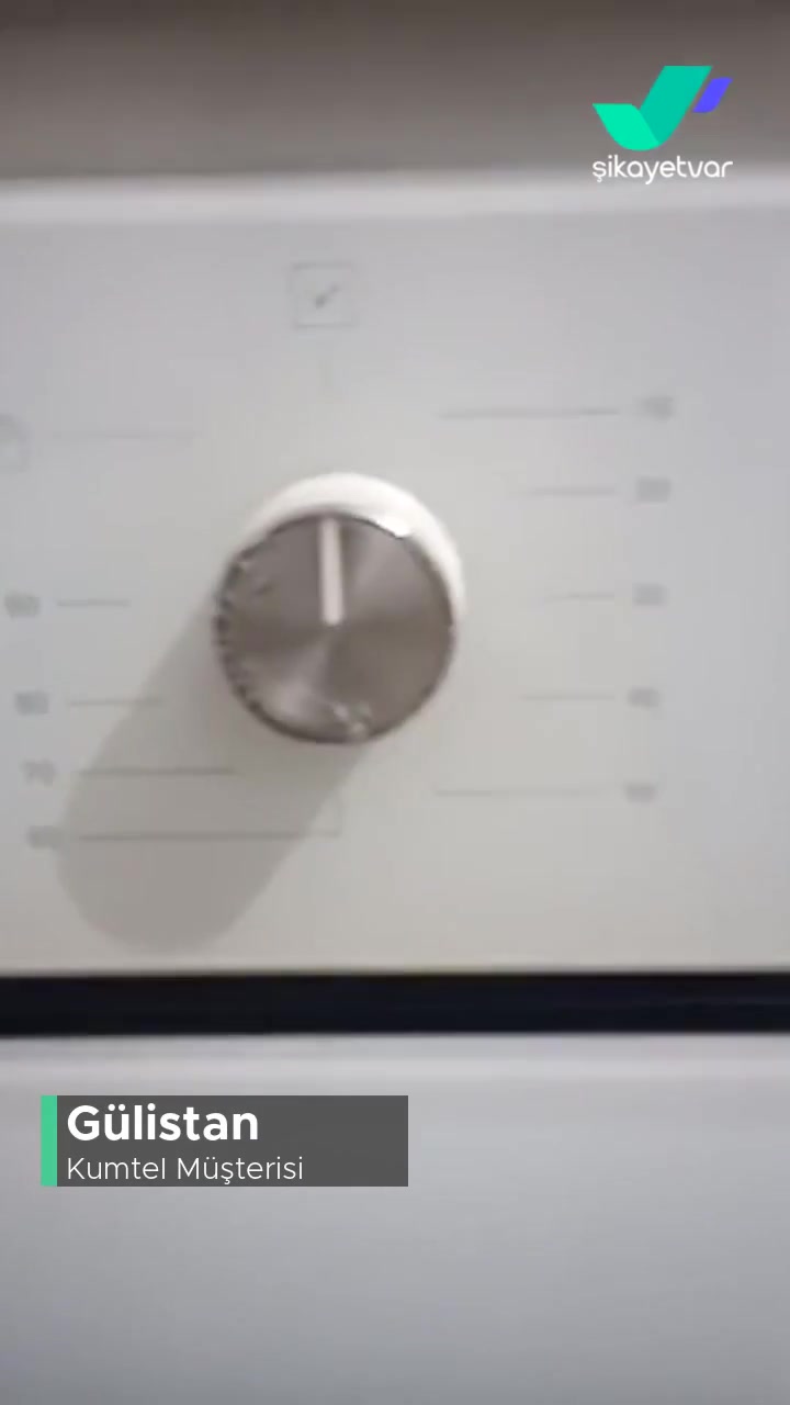 Kumtel Fırının Düğmesinin Üstündeki Folyo Kendi Kendine Kalkıyor videonun kapak resmi