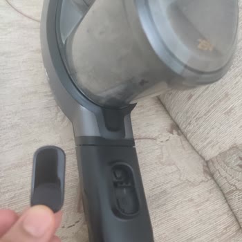 Philips Ev Aletleri Dikey Süpürge Plastik Aksanı Kırıldı