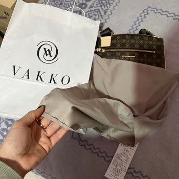 Vakko Müşteri Kitlesini Ayırt Etti/Hüsrana Uğrattı