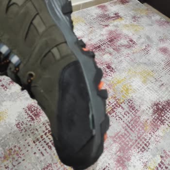 FLO Ayakkabıdan Bot Aldım 2 Ayda Kırıldı