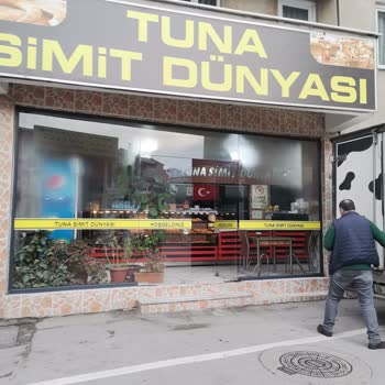 Bursa Büyükşehir Belediyesi Otobüs Şoförünün Gözü Telefondan Yolcuyu Görmüyor