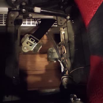 Isparta P. T. Kırık Koltuk Ve Obilet'in Duyarsız Kalması