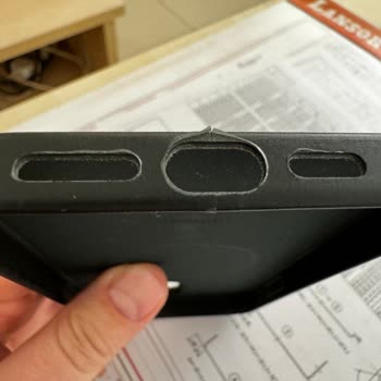 iPhone Orijinal Mikro Dokuma Kılıf Sorunu!