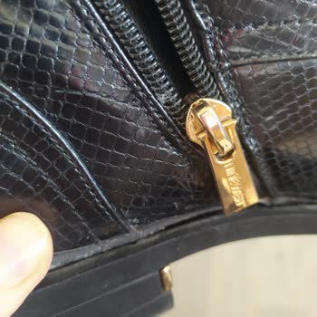 Nine West Botun Kenarında Açılmalar
