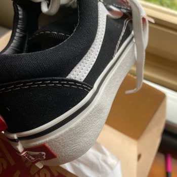 Crispy Sneakers Kötü Ve Kalitesiz Ürünler Satan Firma