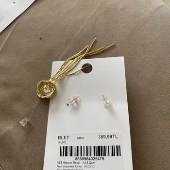 Shoes&More Kırık Küpe Ve İlgisiz Hizmet