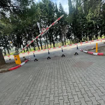 Ege Üniversitesi Su Ürünleri Otopark Sorunu