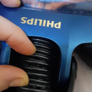 Philips Süpürge Boru Yırtığı Ve Tırnak Kırılması Sorunu