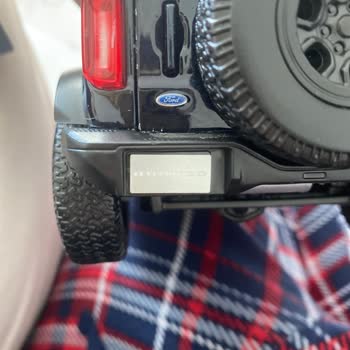 D&R Ford 1/18 Maisto Bagaj Açılmıyor