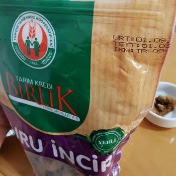 Tarım Kredi Kooperatif Market Kuru İncir İçerisinde Taş Çıktı