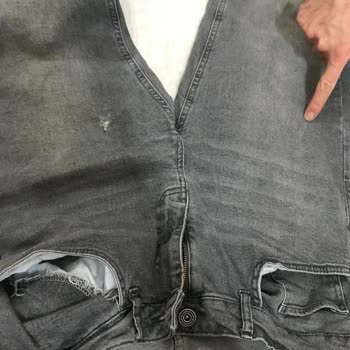 Avva Giyim Pantolonların Kendiliğinden Yırtılması