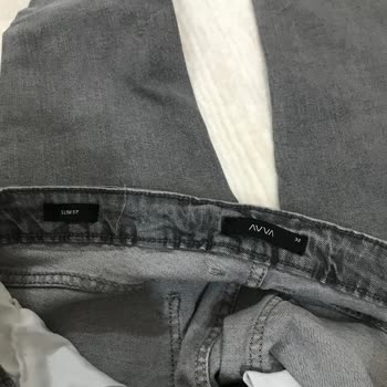 Avva Giyim Pantolonların Kendiliğinden Yırtılması