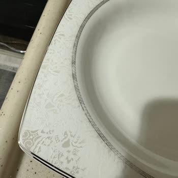 Korkmaz Yemek Takımı Bir Yıkmayla Mahvoldu