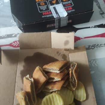 PizzaLazza Pendik, Siparişi İstedikleri Gibi Değiştiriyor