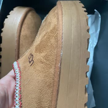 Sneakershome_tr (Shopier-Instagram) Alakasız Ürün Ve Kötü Üslup
