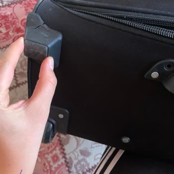 Dolap Uygulamasının Kusurlu Ürünün Kargo Bedelini Bana Ödetmesi