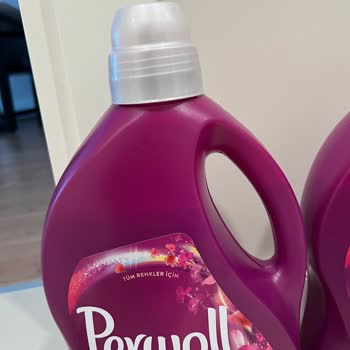 Perwoll Deterjan Neredeyse Yarısı Boş