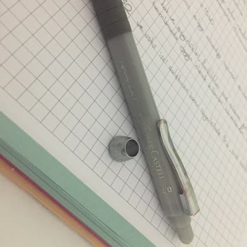 Faber-Castell Kalem Arkası Düştü