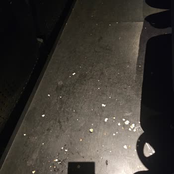 Paribu Cineverse Sinema Salonu Hijyen Sorunları Ve Geç Başlayan Seans