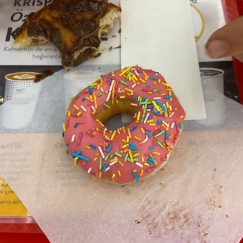 Krispy Kreme İnsanları Aldatıyor Ürünler Küçültmüş