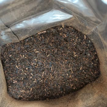 Şok Marketler Paketlenmiş Çayın İçinden Beklenmedik Maddeler Çıktı