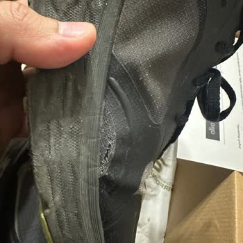 Boyner'den Aldığım Skechers Ayakkabı 3 Ayda Yırtıldı