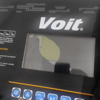 Voit Kırık Ekran Yenisini Getirmiyorlar