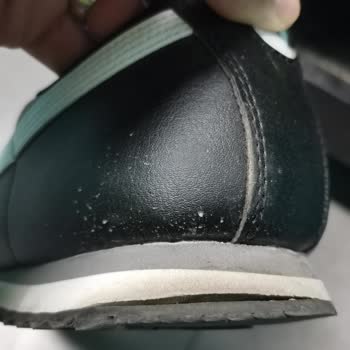 Barçın Spor Tabanı Açılan Ayakkabı Ve Zorlu İade Süreci