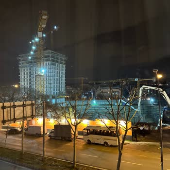 Benesta Podio Bahçelievler Gece Çalışan İnşaat