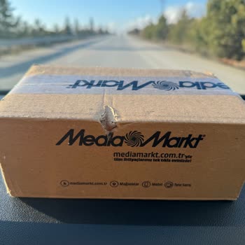 Media Markt Savaştan Çıkan İphone 15 Pro Max