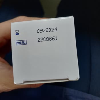 Bepanthol Derma Nemlendirici Ve Besleyici Bakım Kremi