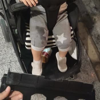 Yoya Kinderwagen bricht plötzlich zusammen