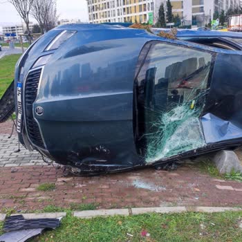 Taklalı Kazada Airbag Açmayan Skoda Pişmanlıktır