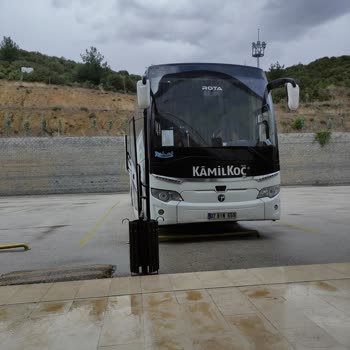 Kamil Koç Arızalı Otobüsle Yola Çıkıp Yolda Kaldı.