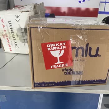Sürat Kargo Kargo Şirketinin Hasarlı Teslimatı