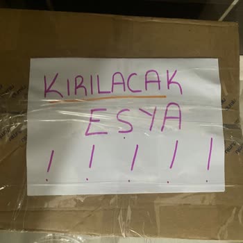 Sürat Kargo Kargo Şirketinin Hasarlı Teslimatı