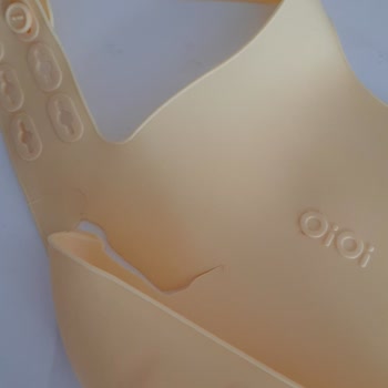 Oioi Marka Önlük Yırtılması