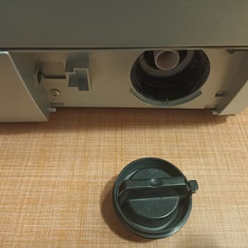 Bosch Çamaşır Makinesi Pompa Kapağı Arızası