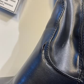 Pull And Bear Den Alınana Botun Yırtılması