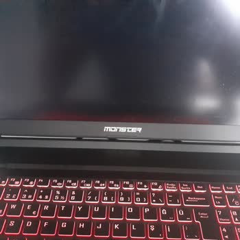 Monster Notebook Siyah Ekran Sorunu