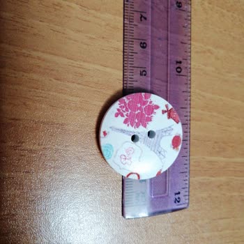 Prestij Boncuk Renkleri Sönük Ve Yanlış Boy Düğme Hayal Kırıklığı