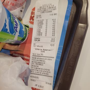 Burger King Fişte Başka Aldığı Para Başka