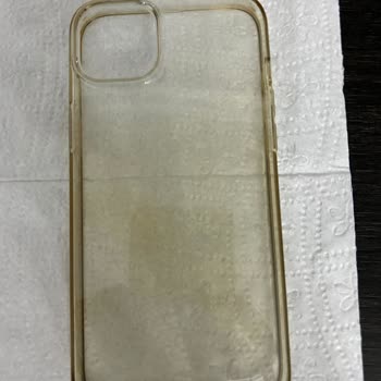 Spigen Türkiye Kılıf Sarardı Ve Yırtıldı